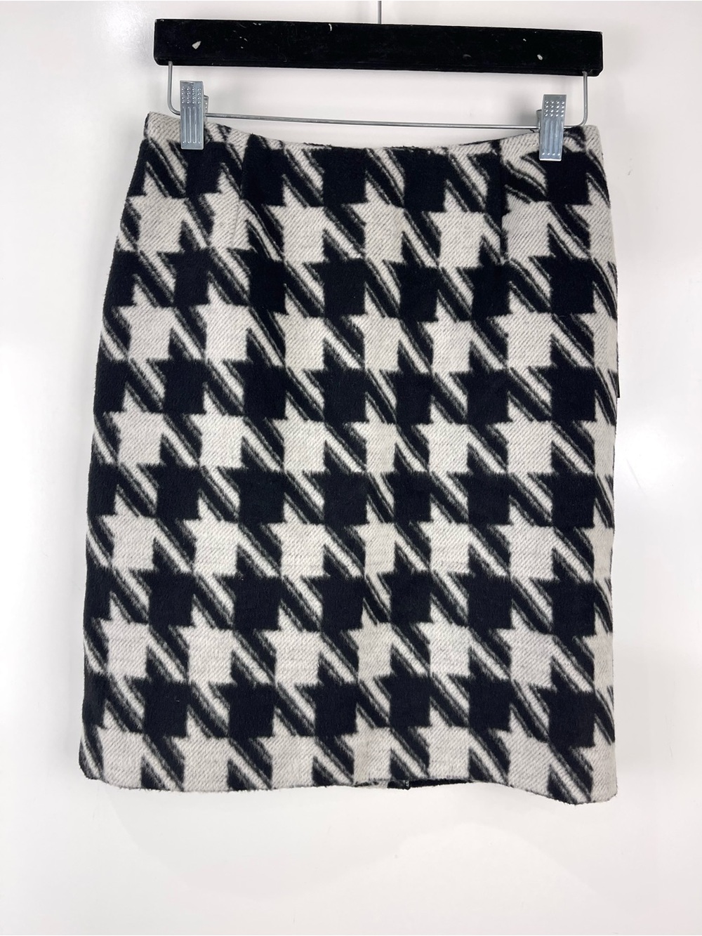 NWT Amanda + Chelsea Houndstooth Pencil Skirt Women’s 2 Black White Wool Blend